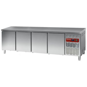 Kühltisch, belüftet, 4 Türen EN 600x400 (760 L) (2542x800x880mm)