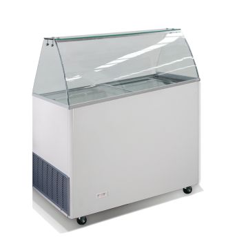 SCHEPIJSVITRINE CORSICA 6