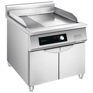 Induktions-Grillplatte 1/3 gerillt und 2/3 glatt auf Unterbau mit Tür