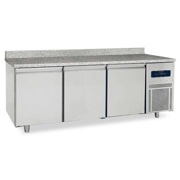 Bäckereitiefkühltisch 3 türig 600x400 mm mit Granitarbeitsplatte mit Aufkantung, -10°/-25°C